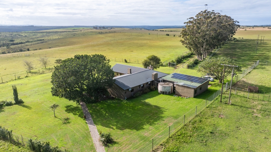 5 Bedroom Property for Sale in Grahamstown Rural Eastern Cape